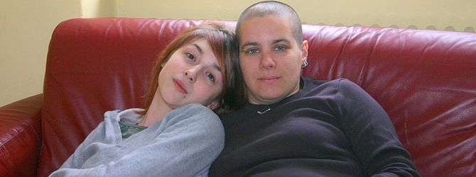 799px-Lesbian_Couple_togetherness_on_Sofa.jpg